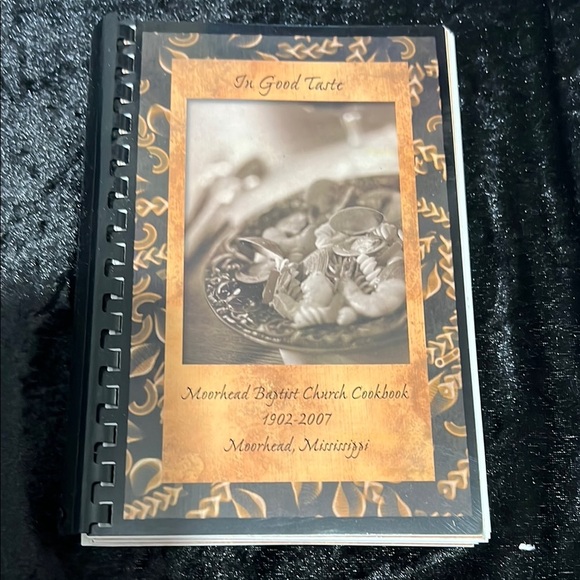 MOORHEAD BAPTIST CHURCH Cookbook for Culinary Enthusiasts - Picture 1 of 8